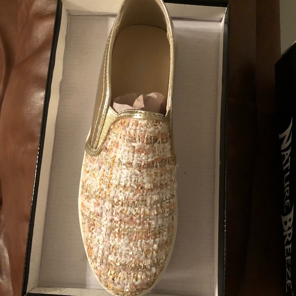 Gold slide on flats - Picture 3 of 3